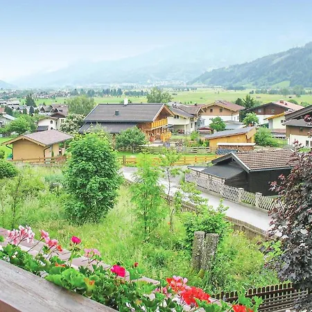 Three-bedroom In Lejlighed Piesendorf