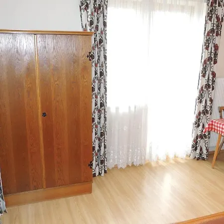 Three-bedroom In Piesendorf